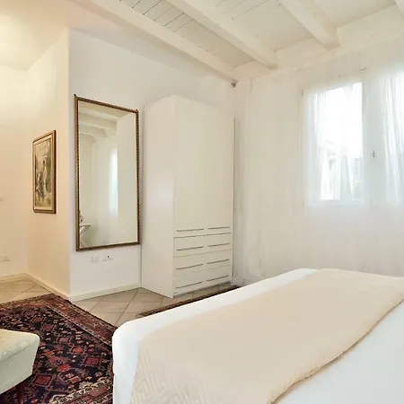 Holiday home Maison De Charme Noto